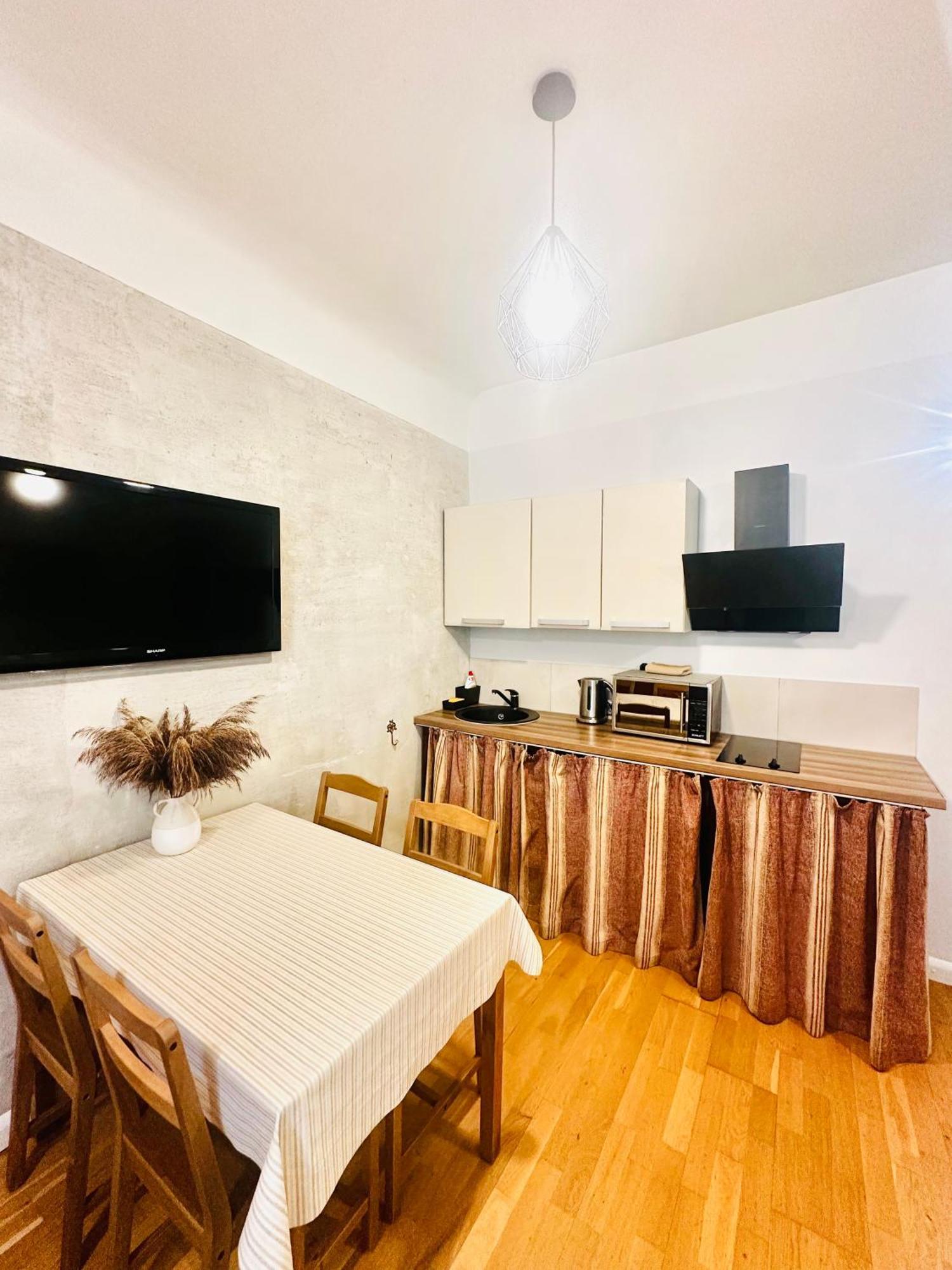Baltic Design Apartments With Free Parking And Self Check In Riga Exterior photo